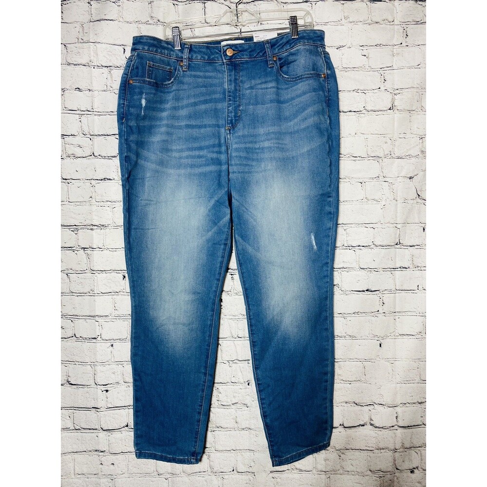 Sonoma Women's Jeans Blue Straight Leg Curvy‎ Skinny Blue Size 18R